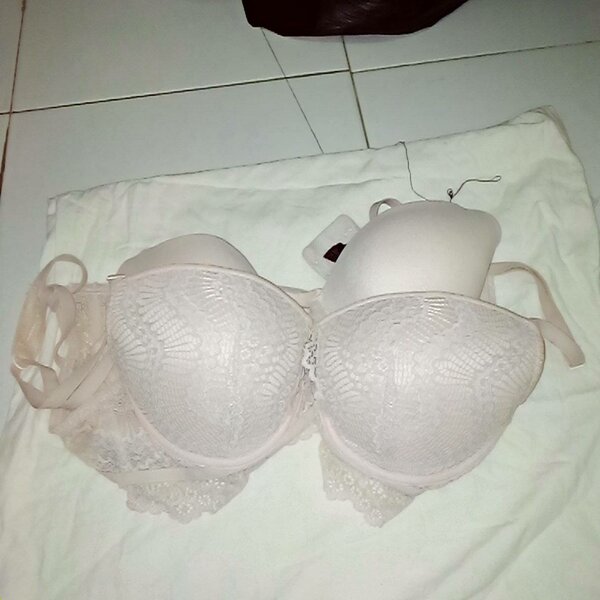 soutien-gorge en dentelle