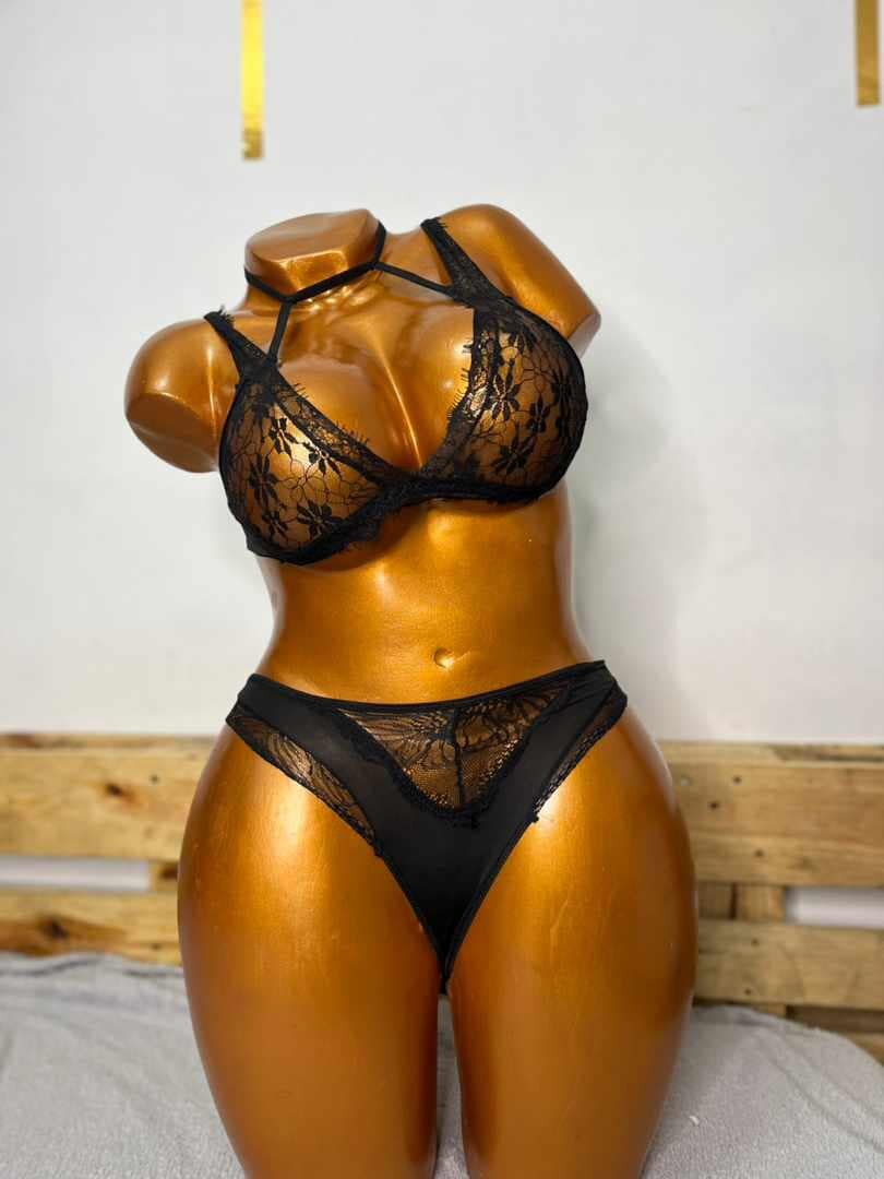 Lingerie noir