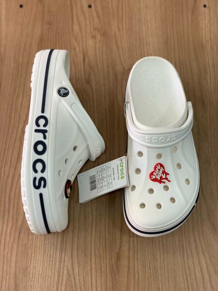 Crocs