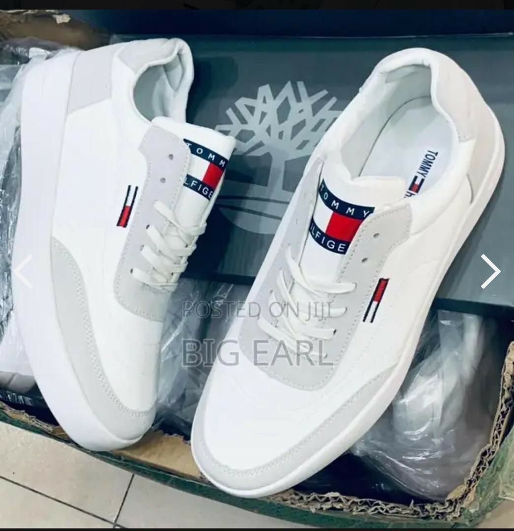 Chaussure TOMMY