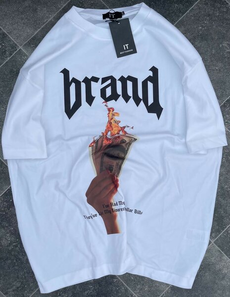 T-shirt graphique "brand"