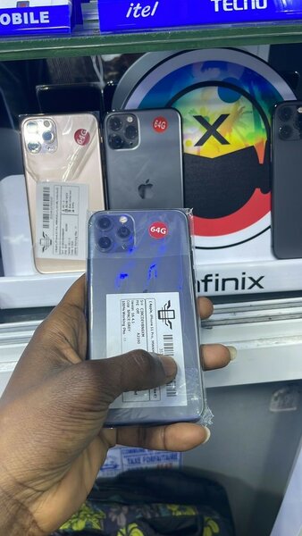 iPhone 11 Pro Casi neuf