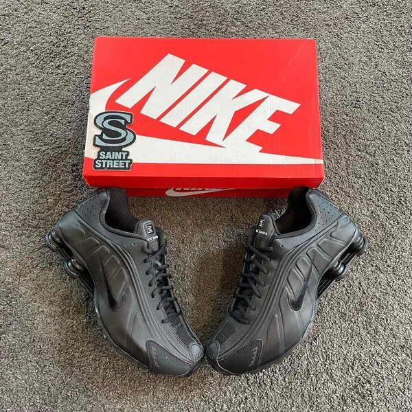 Nike shox