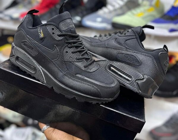 Air max shoes