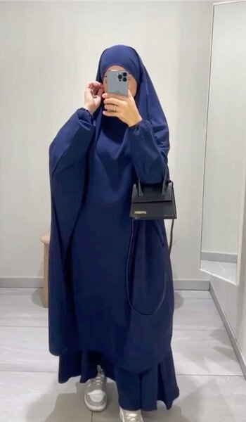 Ensemble khima