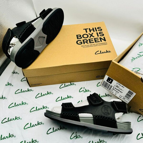 Clack sandals