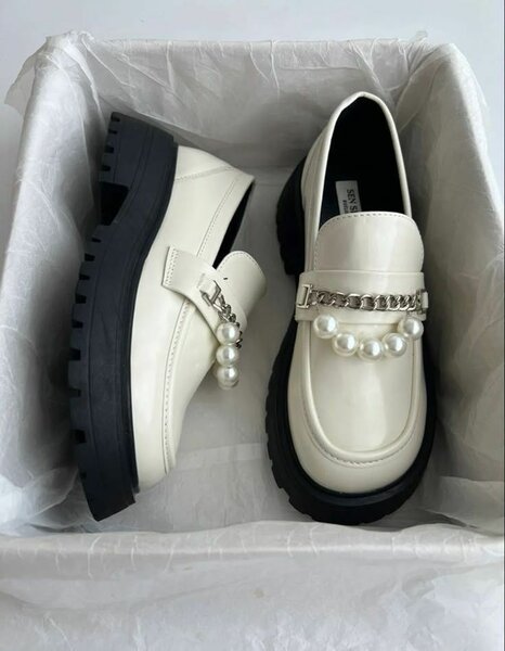 Men's shoes