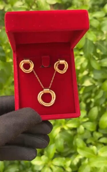 Necklace