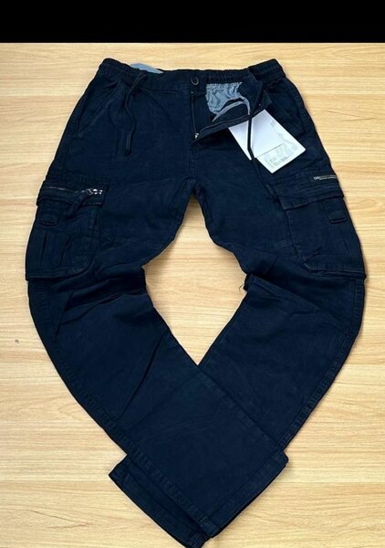 baggy jeans