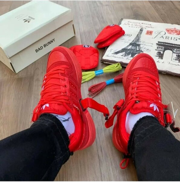 ADIDAS SNEAKER