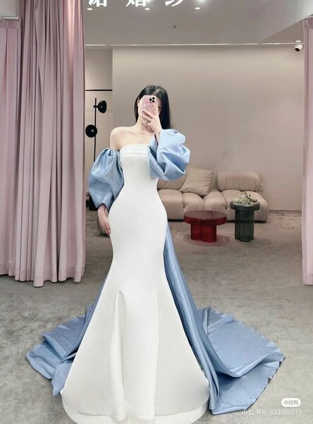 Wedding dress