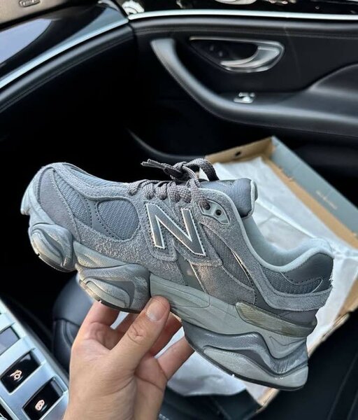 Unisex sneakers