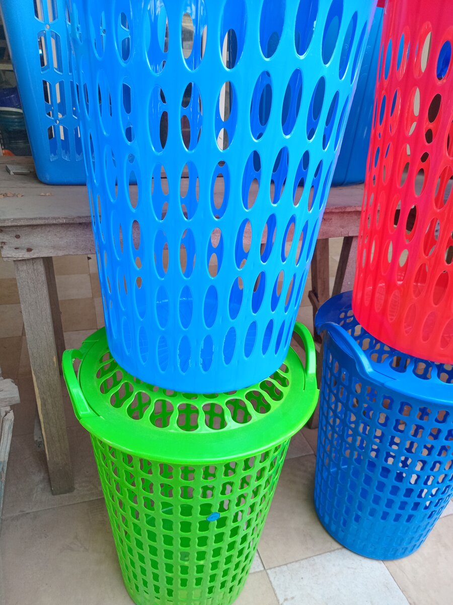 Laundry basket