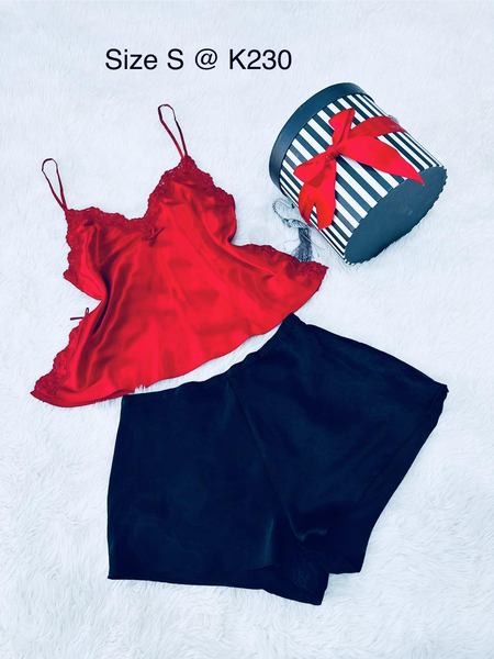Lingerie rouge bleu