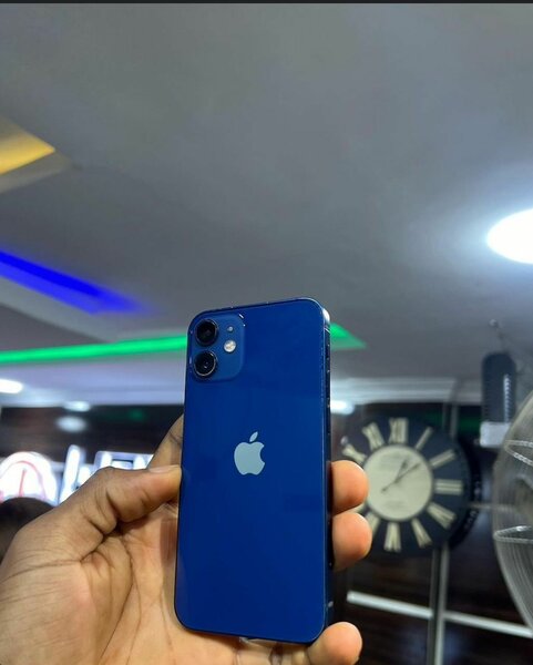 iPhone 12 mini