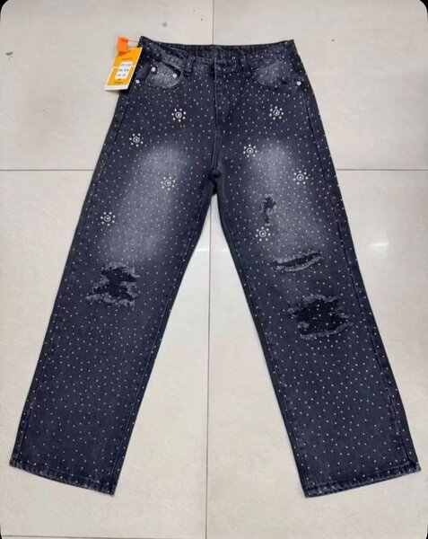 Jean noir à strass
