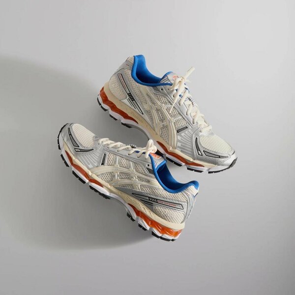 ASICS SNEAKER
