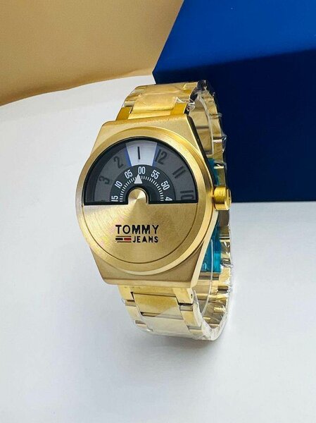 Montre tommy authentiques