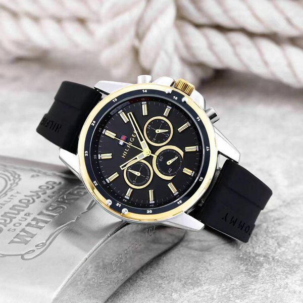 TOMMY HILFIGER