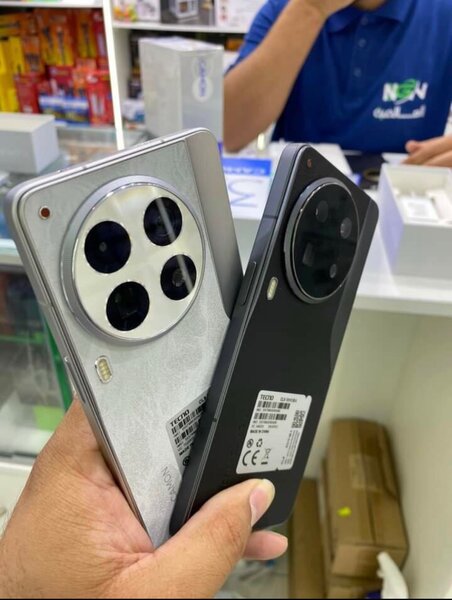 Tecno Camon 30