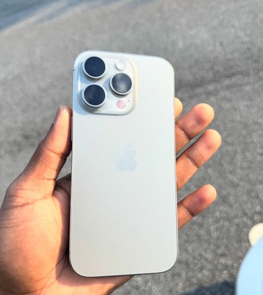 IPHONE 15pro Max
