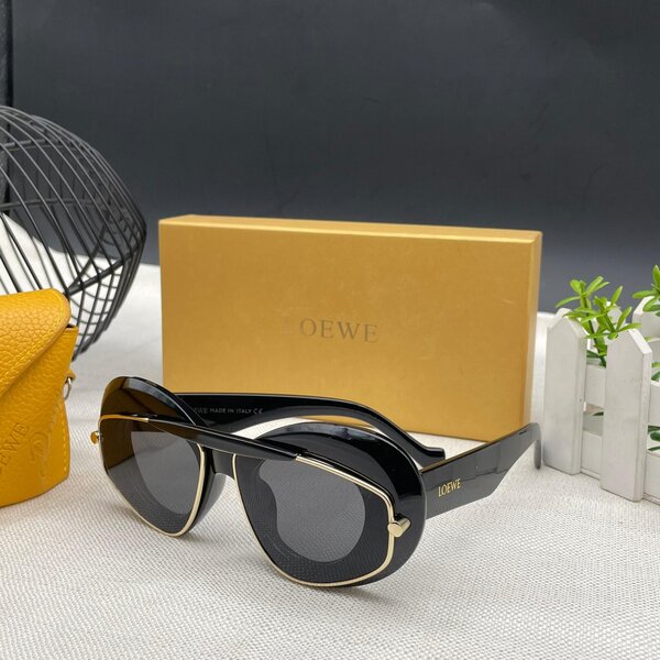 Ladies sunglasses