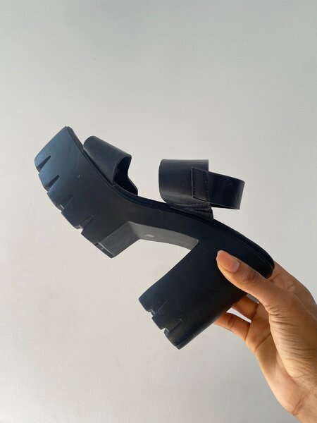 Sandals heels
