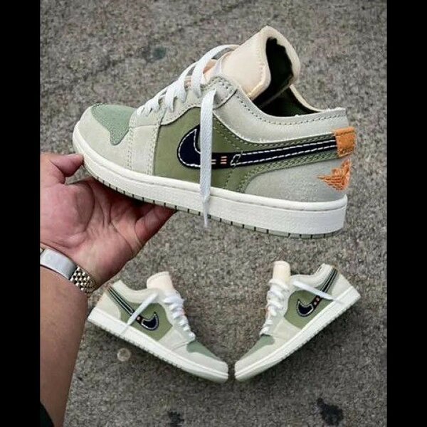 AIR JORDAN 1 LOW