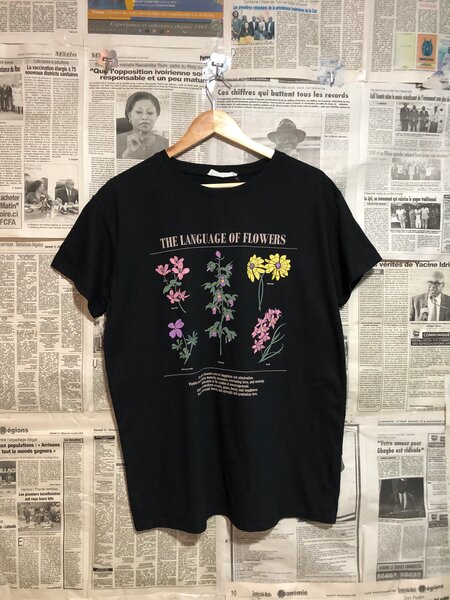 T-shirt noir "Language of Flowers"