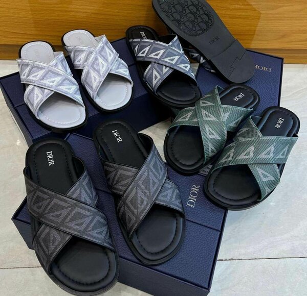 Fashion slippers