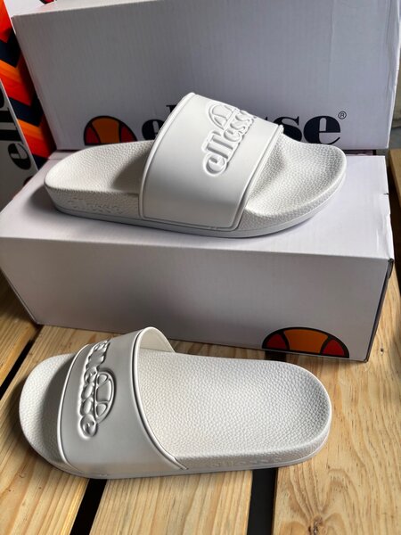 Ellesse