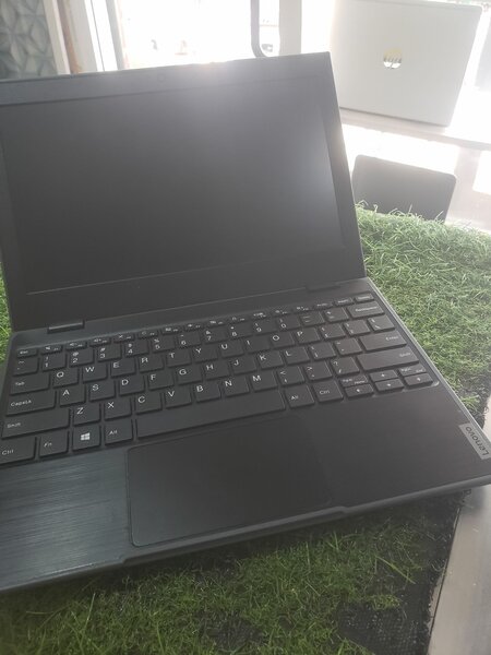 Lenovo 100e 7th Gen 128G SSD