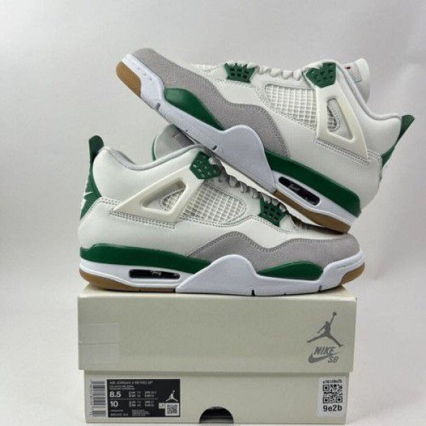 Nike Jordan 4 Retro SB