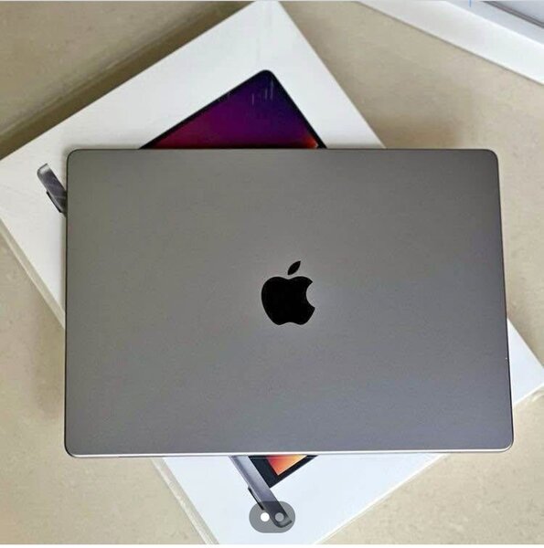 Apple Mackbook