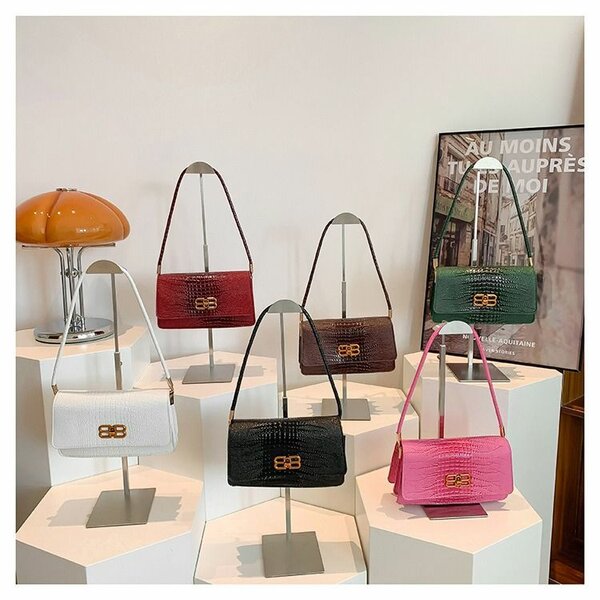 Hand bag
