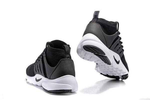 NIKE RETRO FOR ALL KINDS OF SPORTS