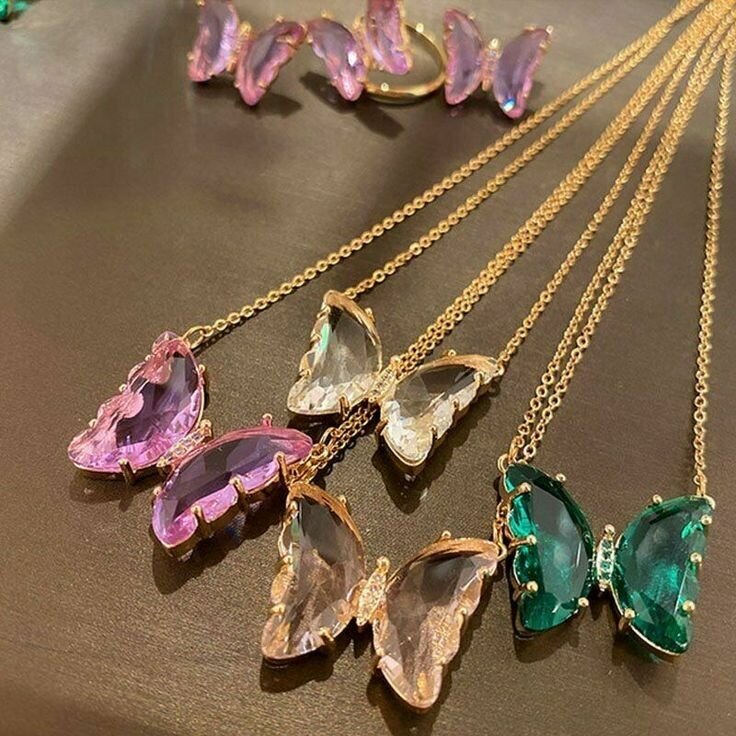 Chaine papillons tendances