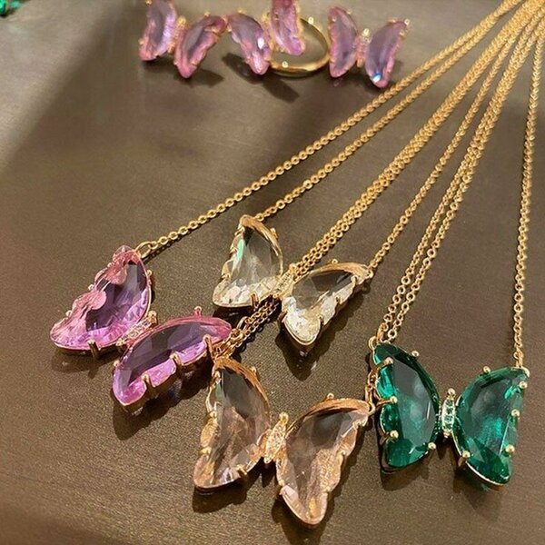 Chaine papillons tendances