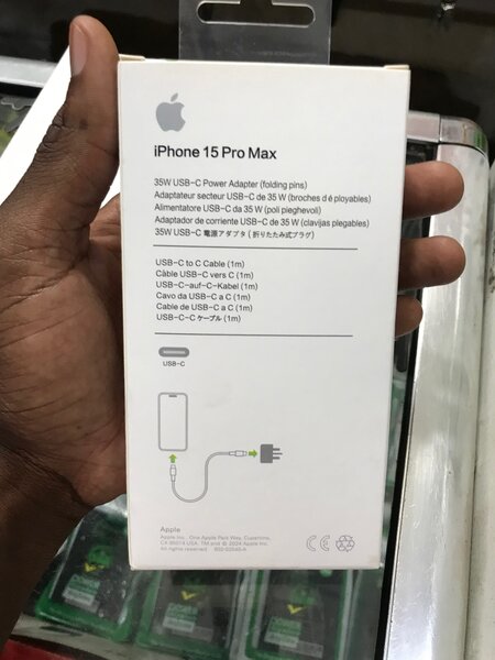15 pro max charger (type c to c)