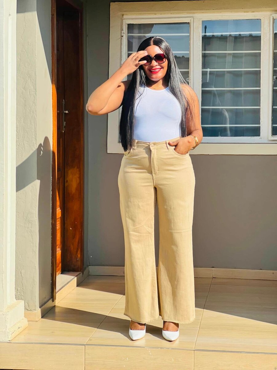 Mom jeans beige