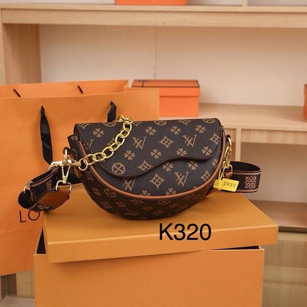 Hand bag