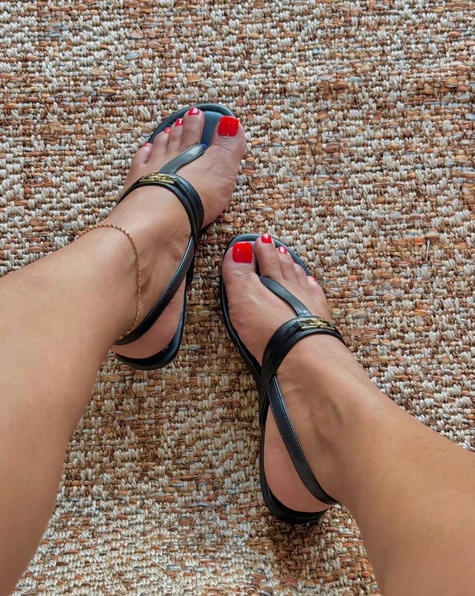 Ladies sandal
