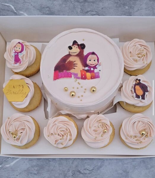 Cakes And cupcakes