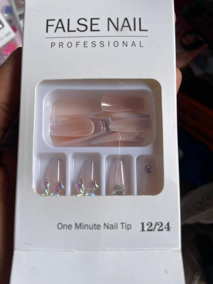 Faux Ongles Professionnels