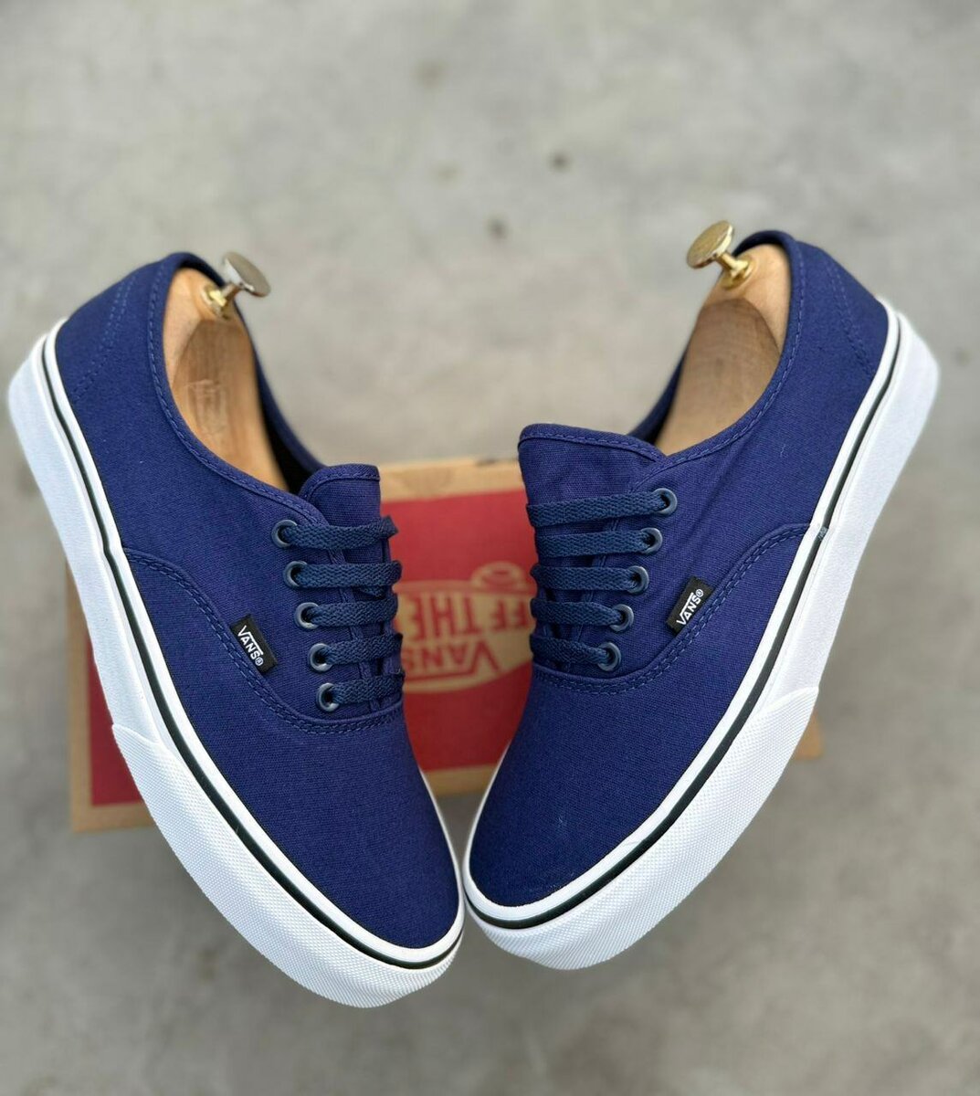 Chaussures Vans authentic