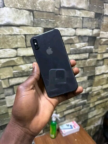 Smartphone iPhone X 64Go