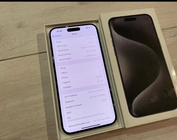iPhone 15
