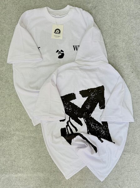 Teeshirt disponible