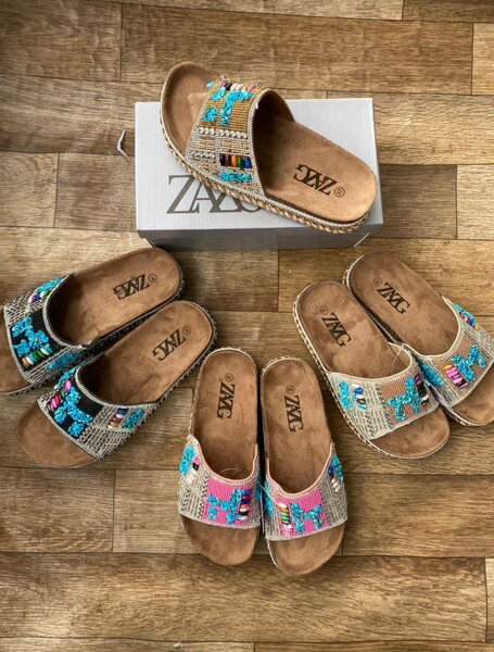 Sandales