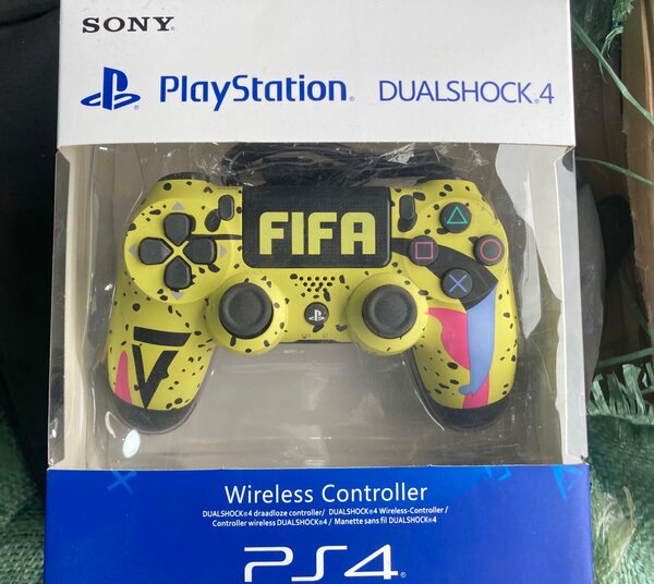 PS4 Controllers